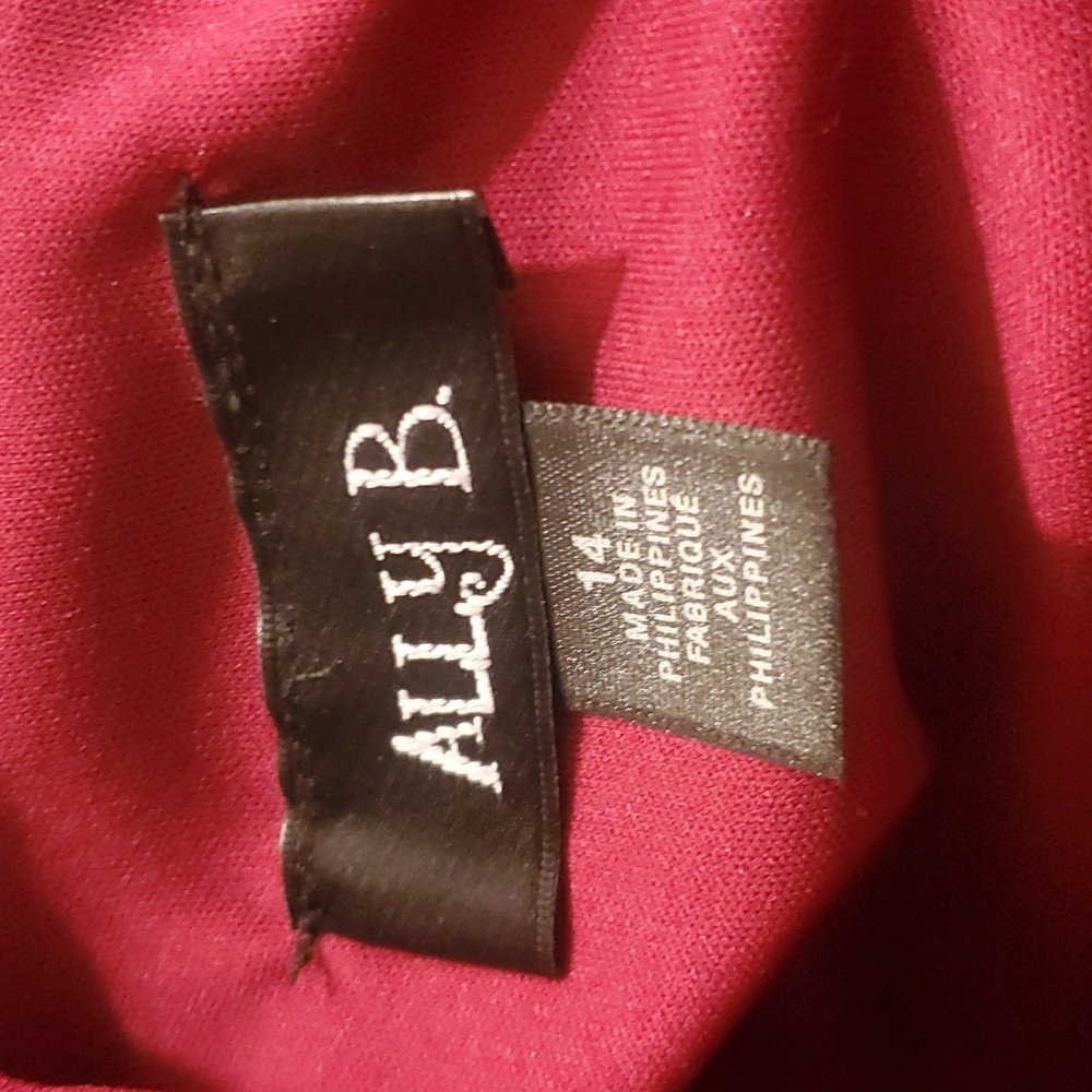 Dress 👗 - Picture 5 of 6